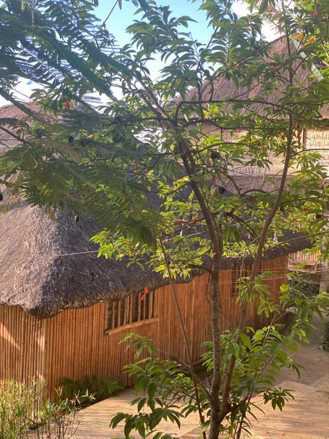 RUSTIQUE RUE - Hostel Anilao Batangas Extérieur photo